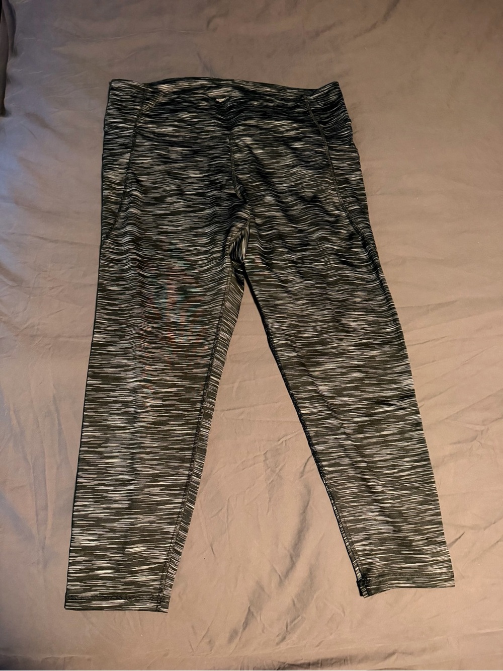 Old Navy High Waist Athletic Leggings - Black/Grey